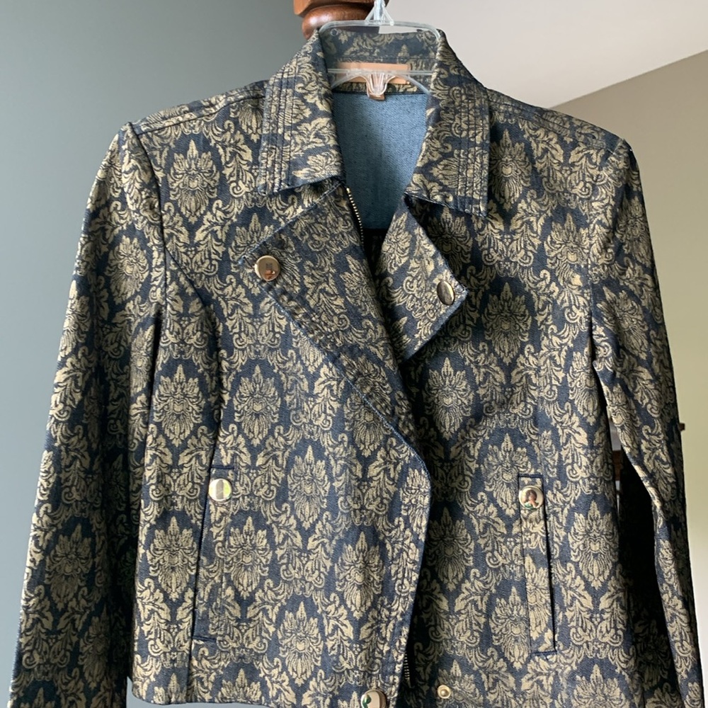 Ellen Tracy Moto Jacket in Black and Gold Print Denim Size XS NWT